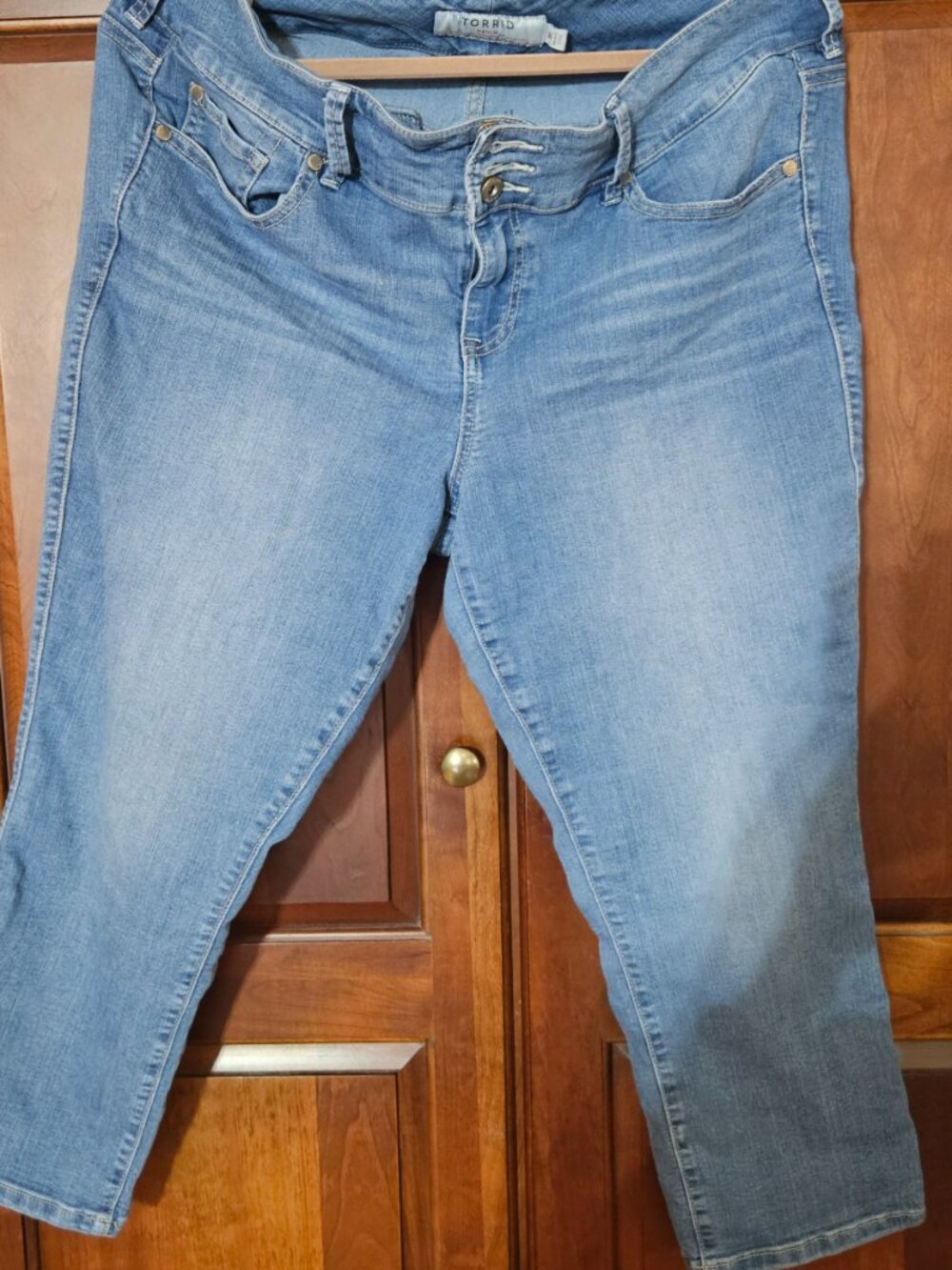 Torrid Jegging Crop Sz 16 Summer Capris Jeans Denim Stretch 3 Button Pockets
